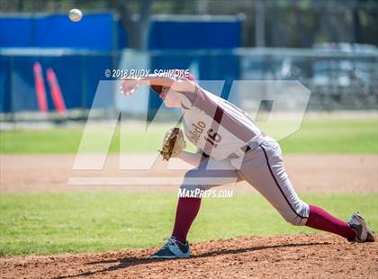 Thumbnail 1 in de Toledo vs. Temecula Prep (Lions Tournament) photogallery.