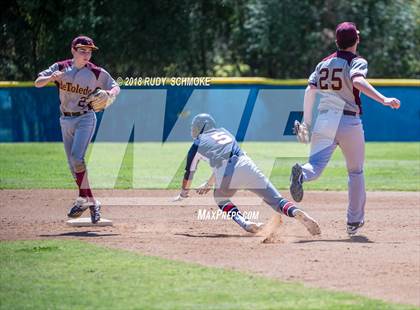 Thumbnail 2 in de Toledo vs. Temecula Prep (Lions Tournament) photogallery.