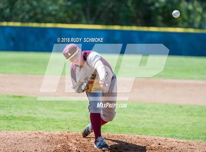 Thumbnail 3 in de Toledo vs. Temecula Prep (Lions Tournament) photogallery.