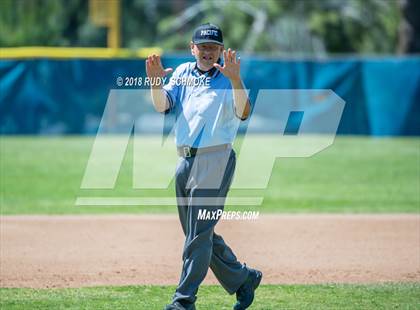 Thumbnail 2 in de Toledo vs. Temecula Prep (Lions Tournament) photogallery.