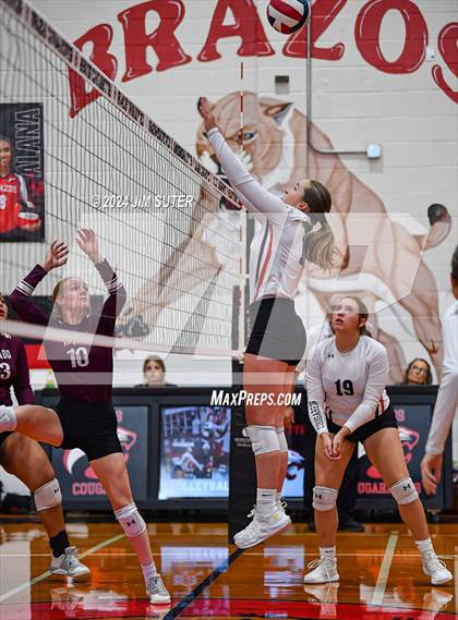 Thumbnail 1 in Brazos vs Ganado photogallery.