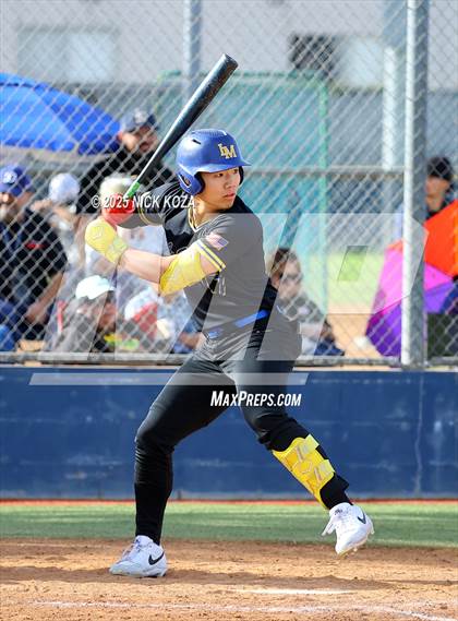 Thumbnail 2 in Warren vs. La Mirada photogallery.