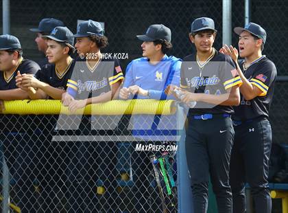 Thumbnail 2 in Warren vs. La Mirada photogallery.