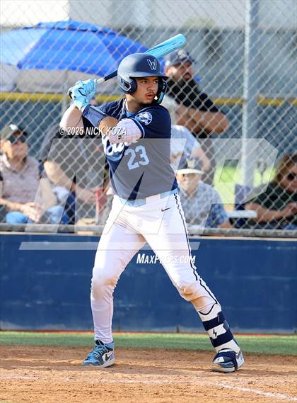 Thumbnail 2 in Warren vs. La Mirada photogallery.