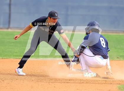 Thumbnail 1 in Warren vs. La Mirada photogallery.