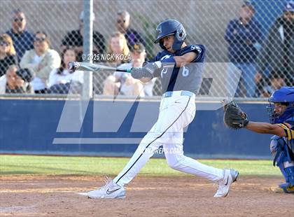 Thumbnail 3 in Warren vs. La Mirada photogallery.