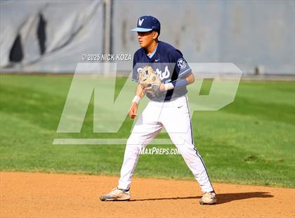 Thumbnail 3 in Warren vs. La Mirada photogallery.