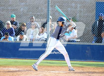 Thumbnail 1 in Warren vs. La Mirada photogallery.