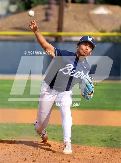 Thumbnail 1 in Warren vs. La Mirada photogallery.