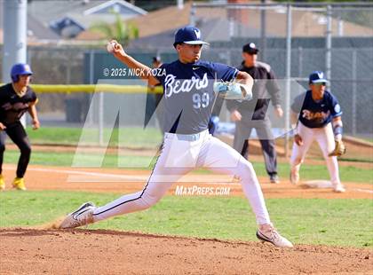 Thumbnail 1 in Warren vs. La Mirada photogallery.