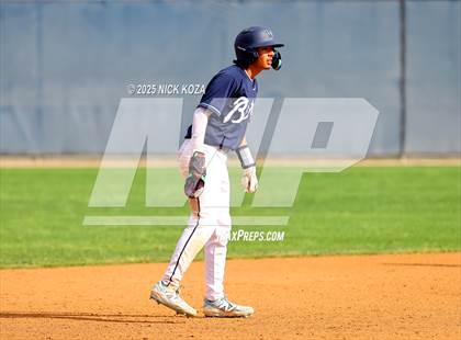 Thumbnail 3 in Warren vs. La Mirada photogallery.
