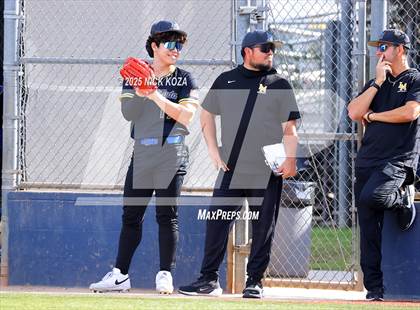 Thumbnail 3 in Warren vs. La Mirada photogallery.