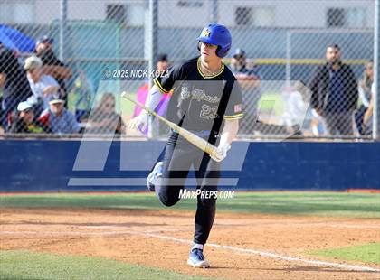 Thumbnail 2 in Warren vs. La Mirada photogallery.
