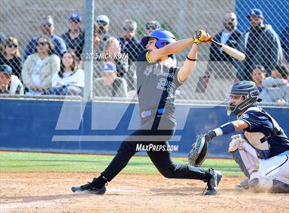 Thumbnail 1 in Warren vs. La Mirada photogallery.