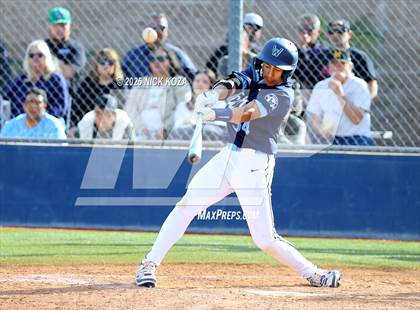 Thumbnail 3 in Warren vs. La Mirada photogallery.