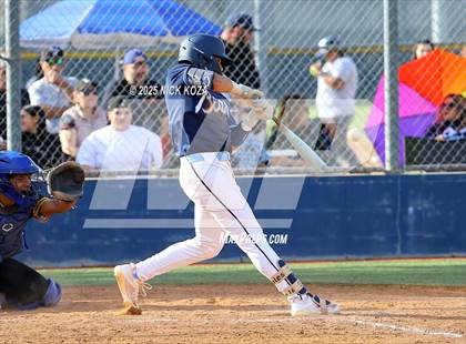 Thumbnail 3 in Warren vs. La Mirada photogallery.
