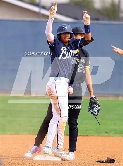 Thumbnail 2 in Warren vs. La Mirada photogallery.
