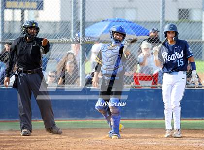 Thumbnail 2 in Warren vs. La Mirada photogallery.