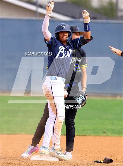 Thumbnail 1 in Warren vs. La Mirada photogallery.