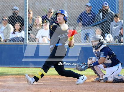 Thumbnail 2 in Warren vs. La Mirada photogallery.