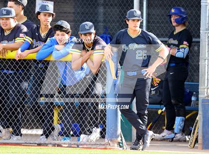 Thumbnail 2 in Warren vs. La Mirada photogallery.