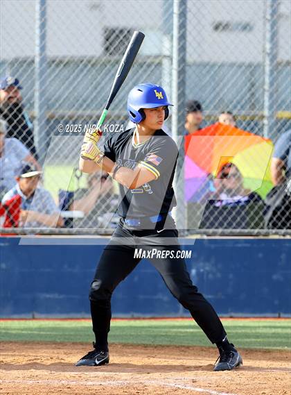 Thumbnail 3 in Warren vs. La Mirada photogallery.