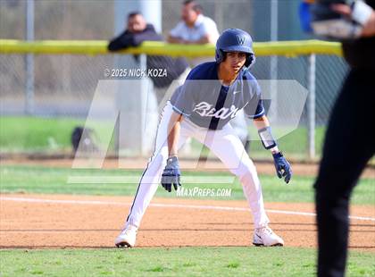 Thumbnail 2 in Warren vs. La Mirada photogallery.