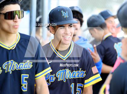 Thumbnail 2 in Warren vs. La Mirada photogallery.