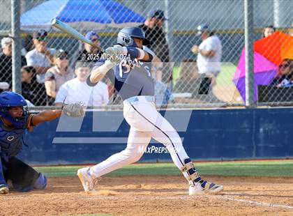 Thumbnail 1 in Warren vs. La Mirada photogallery.