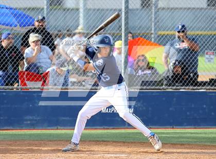 Thumbnail 3 in Warren vs. La Mirada photogallery.