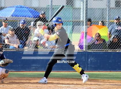 Thumbnail 3 in Warren vs. La Mirada photogallery.