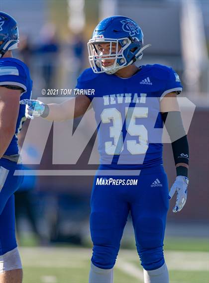 Thumbnail 3 in Wilmington @ Newman Central Catholic (IHSA 2A Second Round Playoff) photogallery.