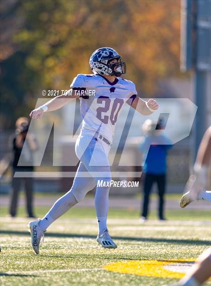 Thumbnail 3 in Wilmington @ Newman Central Catholic (IHSA 2A Second Round Playoff) photogallery.