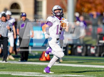 Thumbnail 2 in Wilmington @ Newman Central Catholic (IHSA 2A Second Round Playoff) photogallery.