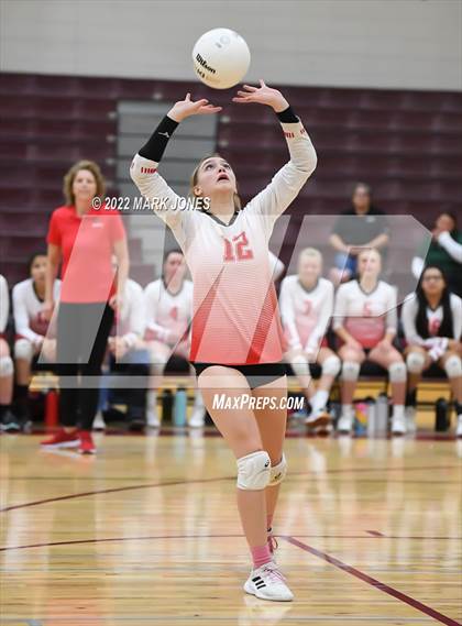 Thumbnail 2 in St. Johns vs.Trivium Prep (AIA 2A Semifinal) photogallery.
