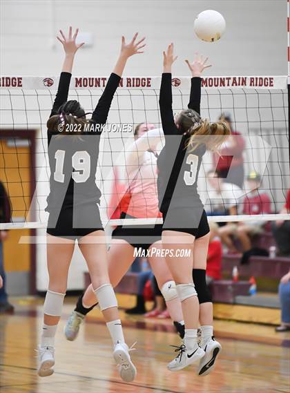 Thumbnail 1 in St. Johns vs.Trivium Prep (AIA 2A Semifinal) photogallery.