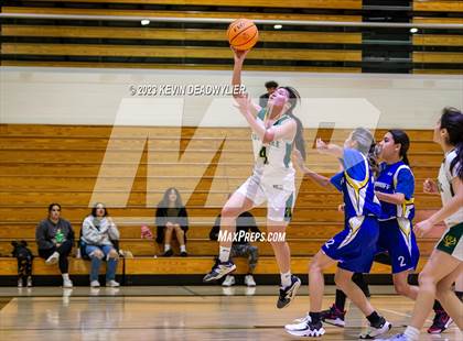 Thumbnail 3 in Nordhoff @ Moorpark photogallery.