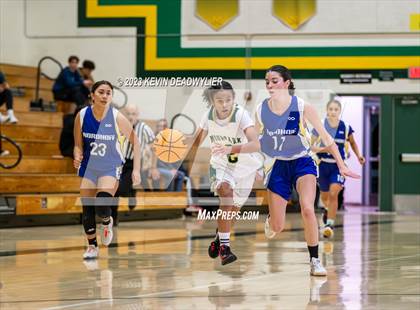 Thumbnail 3 in Nordhoff @ Moorpark photogallery.