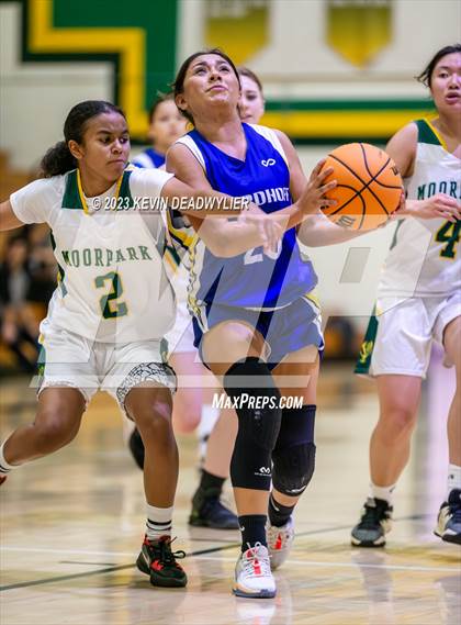 Thumbnail 2 in Nordhoff @ Moorpark photogallery.