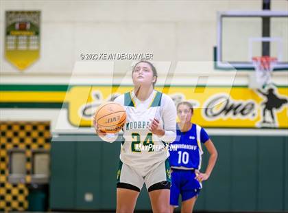 Thumbnail 1 in Nordhoff @ Moorpark photogallery.