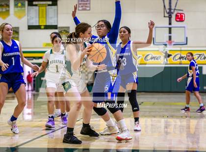 Thumbnail 2 in Nordhoff @ Moorpark photogallery.