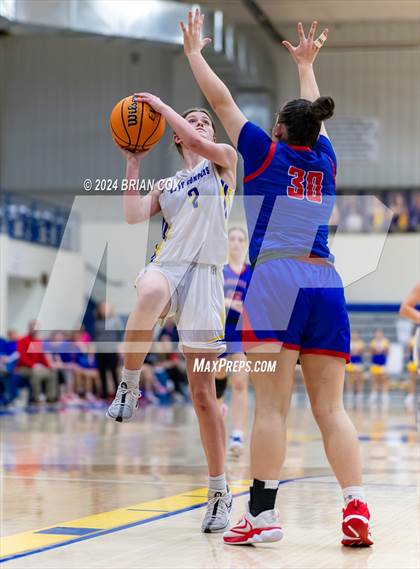 Thumbnail 3 in Paragould @ Mountain Home photogallery.