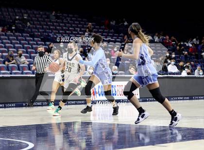 Thumbnail 1 in Pueblo vs Flowing Wells (MLK Basketball  Classic) photogallery.