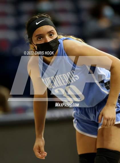 Thumbnail 2 in Pueblo vs Flowing Wells (MLK Basketball  Classic) photogallery.