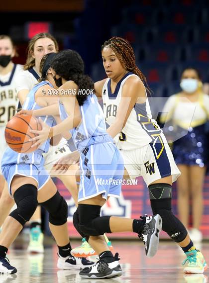 Thumbnail 2 in Pueblo vs Flowing Wells (MLK Basketball  Classic) photogallery.