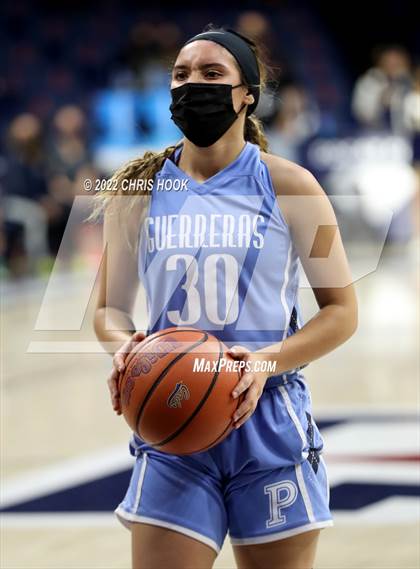 Thumbnail 3 in Pueblo vs Flowing Wells (MLK Basketball  Classic) photogallery.