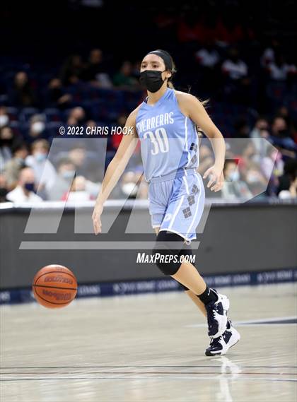Thumbnail 1 in Pueblo vs Flowing Wells (MLK Basketball  Classic) photogallery.