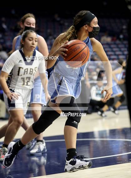 Thumbnail 3 in Pueblo vs Flowing Wells (MLK Basketball  Classic) photogallery.