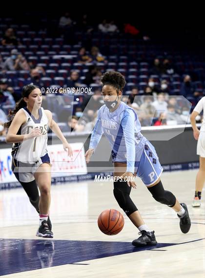 Thumbnail 1 in Pueblo vs Flowing Wells (MLK Basketball  Classic) photogallery.