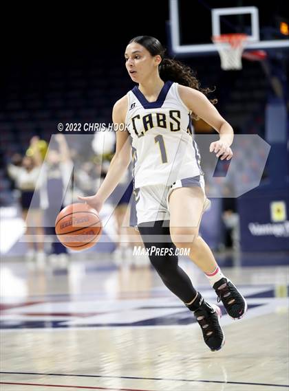 Thumbnail 1 in Pueblo vs Flowing Wells (MLK Basketball  Classic) photogallery.